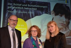 Prof. Dr. med. h.c. Günther W. Amann-Jennson, Vera Brandes und Prim. Dr. Heidemarie Abrahamian